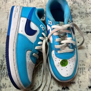 Nike Kids Turquoise and Navy Sneakers